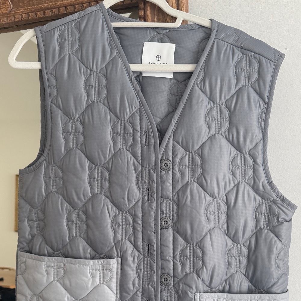 Anine Bing Quilted Vest with Pockets size small - Picture 2 of 4